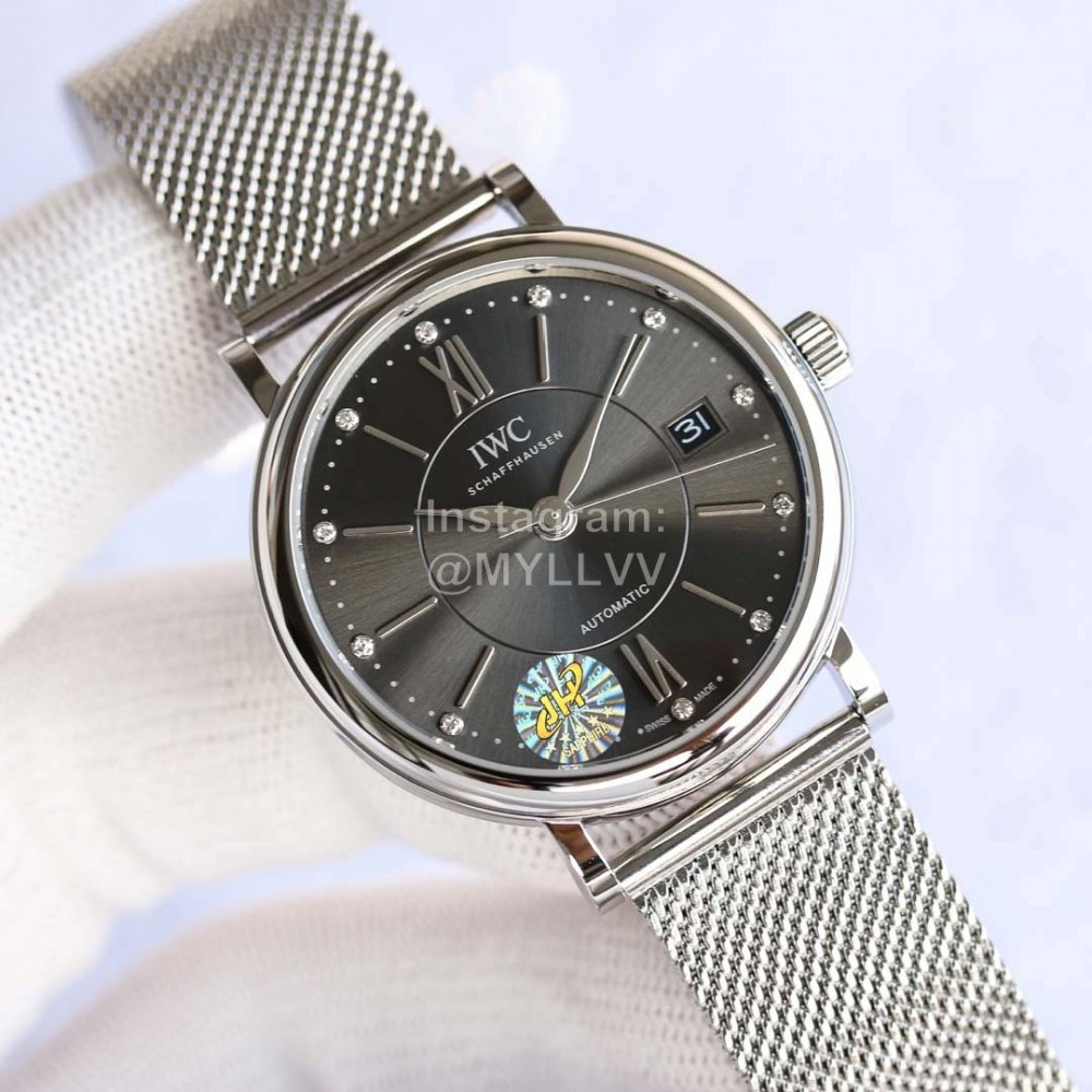 Iwc 37mm Dial Refined Steel Black Dial Watch