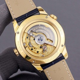 Jaeger Lecoultre Geographic Wt 42mm Dial Watch Gold