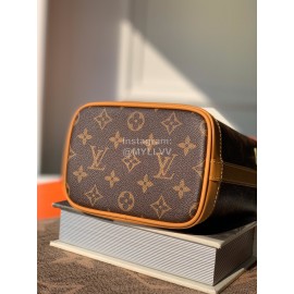 Louis Vuitton Cowhide Bottom With Presbyopia Chalk Shoulder Bag M44877