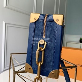 Louis Vuitton Soft Trunk Denim Handbag M44723