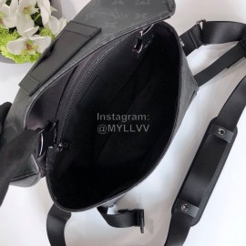 Louis Vuitton Classic College Messenger Bag Medium M40511