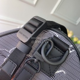 Louis Vuitton Classic Monogram Pattern Double-Sided Magic Color Travel Bag M44939