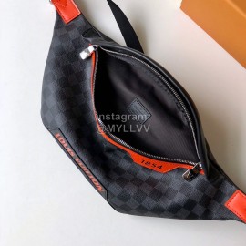 Louis Vuitton Damier Cobalt Canvas Discovery Belt Bag 44445