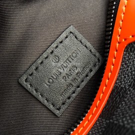 Louis Vuitton Damier Cobalt Canvas Discovery Belt Bag 44445