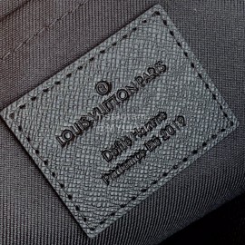 Louis Vuitton Classic And Fashion Rainbow Rubber Chain M44484