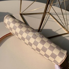 Lv Summer Cowhide Crossbdy Bag Beige