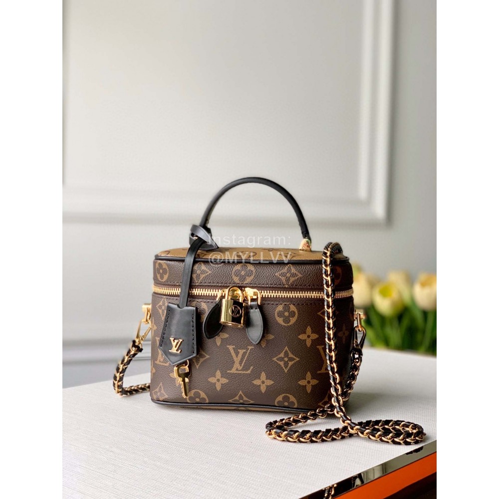 Lv Vanity Chain Crossbody Cosmetic Bag Coffee