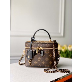 Lv Vanity Chain Crossbody Cosmetic Bag Coffee