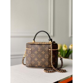 Lv Vanity Chain Crossbody Cosmetic Bag Coffee