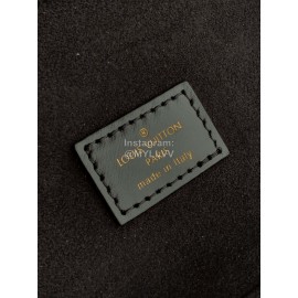 Lv Vanity Chain Crossbody Cosmetic Bag Coffee