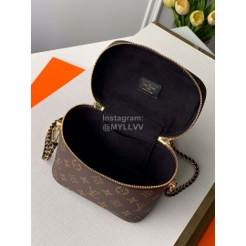 Lv Vanity Chain Crossbody Cosmetic Bag Coffee