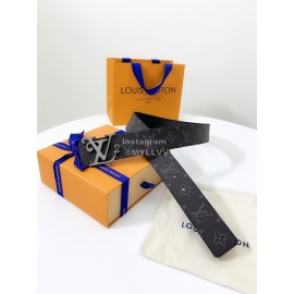 Lv Classic Monogram Canvas Waterproof Leather Gun Color Buckle 40mm Belts