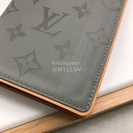 Louis Vuitton Brazza Men Long Wallets Gray M63236