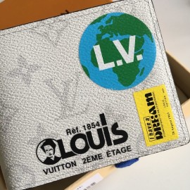 Louis Vuitton Multiple Classic Old Flower Badge Short Wallets White M67819