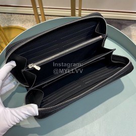 Louis Vuitton Cowhide White Trim Hand Bag Accessories Wallet Black M41503