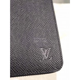 Louis Vuitton Exquisite Full Leather Zipper Long Wallet M32822