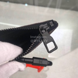 Louis Vuitton Classic Print Fashion Zipper Key Case Brown M44487