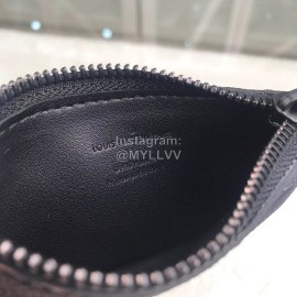 Louis Vuitton Classic Print Fashion Zipper Key Case Black M44487