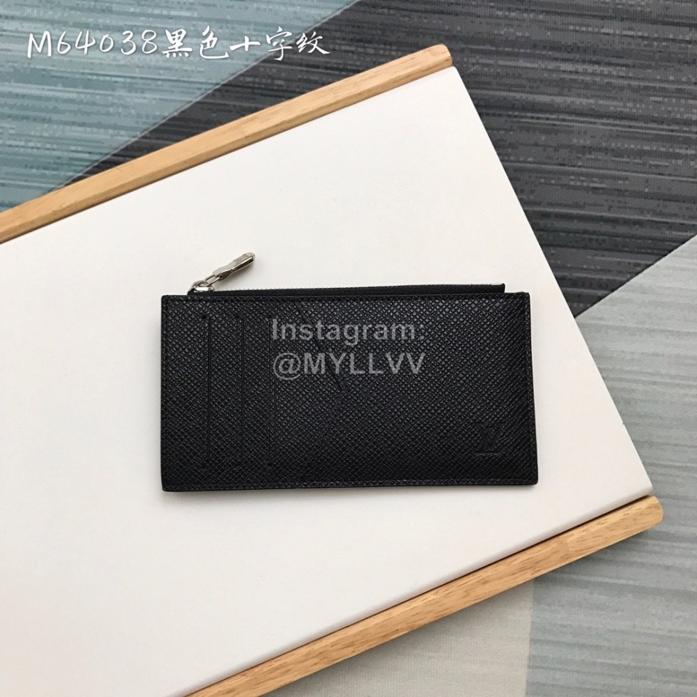 Louis Vuitton Classic Black Cross Leather Clip M64038