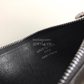 Louis Vuitton Classic Printed Black Cross Leather Clip M64038