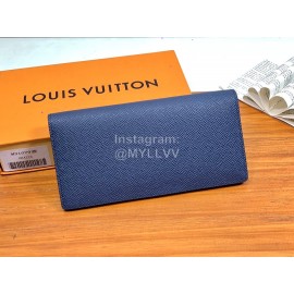 Louis Vuitton Exquisite Cross Grain Leather Long Two Fold Wallet M31079