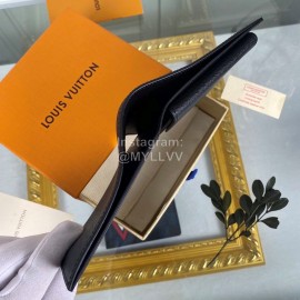 Louis Vuitton Fashion Crisscross Leather Two Fold Short Wallet M62288