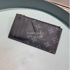 Louis Vuitton Exquisite Printed Leather Wallet Clip Black M64038