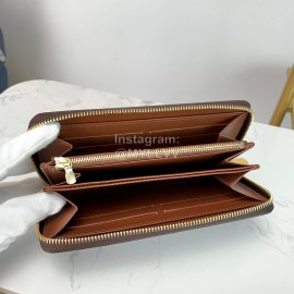 Louis Vuitton Fashion Daminer Printed Canvas Long Zipper Wallet Coffee M60017