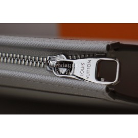 Louis Vuitton Exquisite Cross Stitch Embroidered Cowhide Handbag For Men White M61692