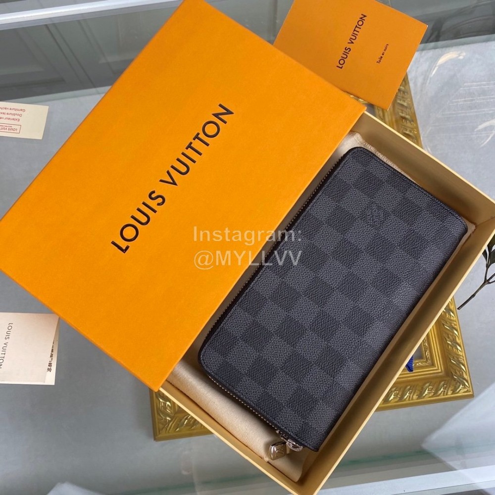 Louis Vuitton Classic Print Large Wallet Blue M62732