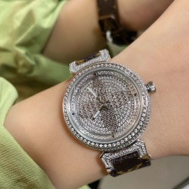 Louis Vuitton Luminous Pointer 316l Fine Steel Case Diamond Watch Brown