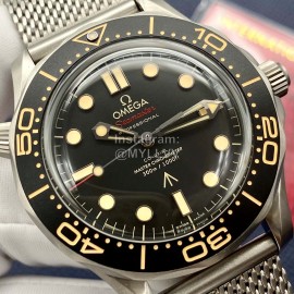 Omega 42mm Dial Lock Latch Design Watch