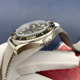 Omega 42mm Dial Lock Latch Design Watch