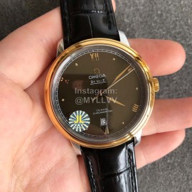 Omega Leather Strap 39.5mm Dial Watch Black