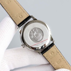 Omega 32.7mm Dial Black Leather Strap Watch