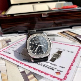 Patek Philippe Aquanaut Series 35.6mm Dial Watch For Women Black