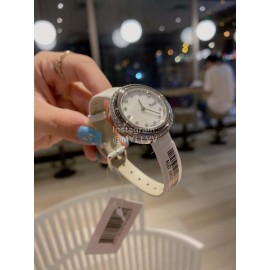 Piaget Possession Sapphire Crystal Glass Quartz Watch White