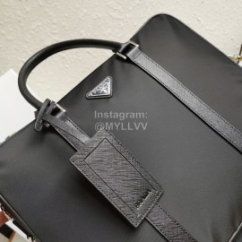 Prada Nylon Leather Exquisite Workmanship Business Briefcase For Men 2ve871