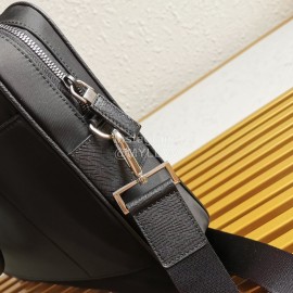 Prada Nylon Leather Exquisite Workmanship Business Briefcase For Men 2ve871