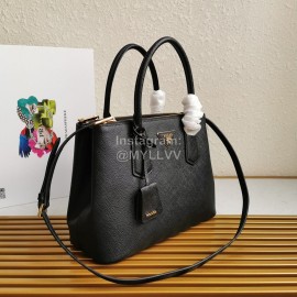 Prada Fine Leather Fashion Handbag Messenger Bag For Women Black 1ba232