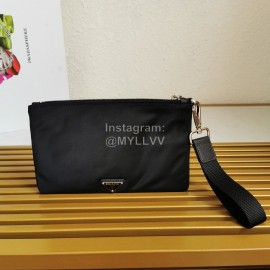 Prada New Nylon Drawing Hardware Leisure Handbag 2vh011