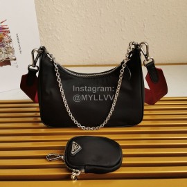 Prada Fashion With Small Bag Pendant Double Shoulder Strap Bag For Women Red 1bh204