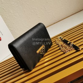 Prada Exquisite Detachable Chain Leather Fashion Bag For Women Black 1bp006