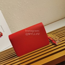 Prada Exquisite Detachable Chain Leather Fashion Bag For Women Red 1bp006