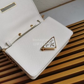 Prada Exquisite Detachable Chain Leather Fashion Bag For Women White 1bp006