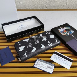 Prada New Cowhide Fashion Black Long Zipper Wallet 2ml317