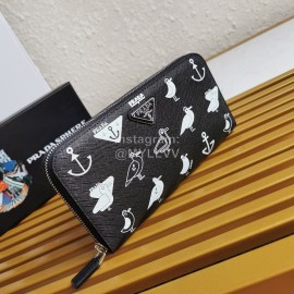 Prada New Cowhide Fashion Black Long Zipper Wallet 2ml317