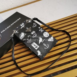 Prada Cute Printing Exquisite Messenger Mobile Phone Bag Black 2zh068