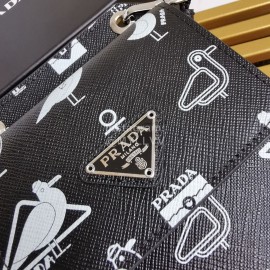 Prada Cute Printing Exquisite Messenger Mobile Phone Bag Black 2zh068