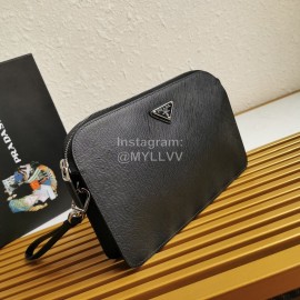 Prada Black Napa Leather Exquisite Handbag For Men 2vf056